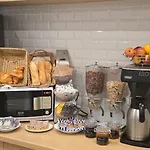 Hipotel Voltaire Bastille Hotel 3*