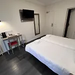 Hipotel Voltaire Bastille