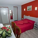 Hotel Hipotel Voltaire Bastille Paryż