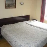 Hipotel Voltaire Bastille 3*