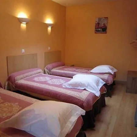 Hotel Hipotel Voltaire Bastille