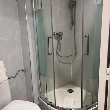 Hipotel Voltaire Bastille 3* Paris