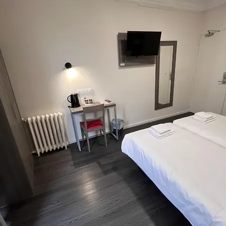 Hipotel Voltaire Bastille Szálloda 3*