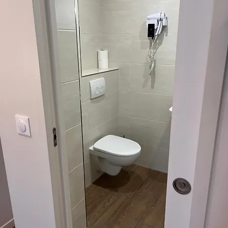 Hipotel Voltaire Bastille Paris