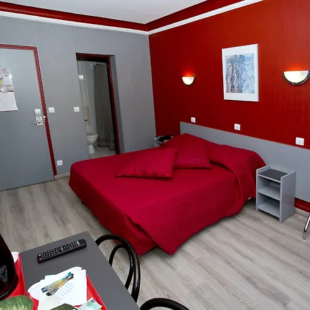 Hipotel Voltaire Bastille 3*