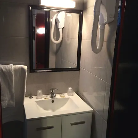 Hipotel Voltaire Bastille 3* Parigi