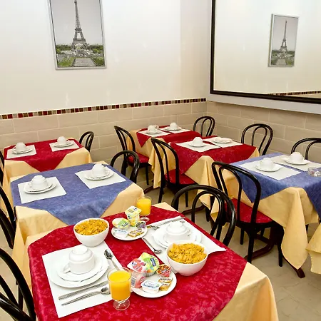 Hotel Hipotel Voltaire Bastille