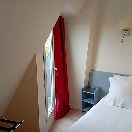 Hipotel Voltaire Bastille Hotel Paris