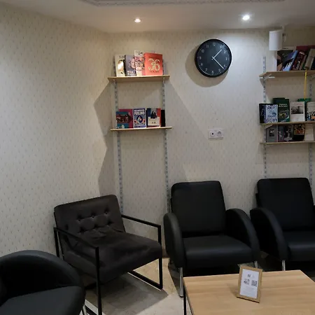 Hotel Hipotel Voltaire Bastille