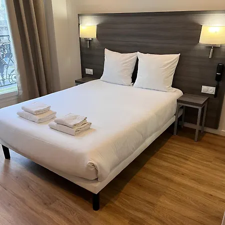 Hipotel Voltaire Bastille פריז