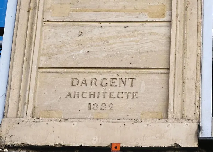 Hipotel Voltaire Bastille 3* Париж