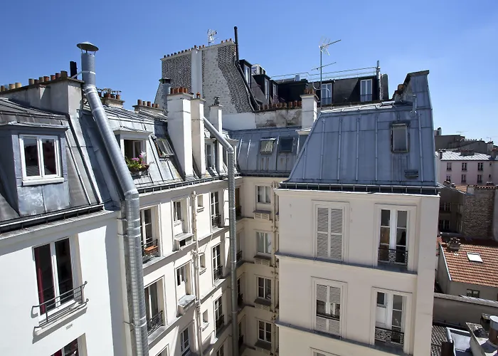 Отель Hipotel Voltaire Bastille