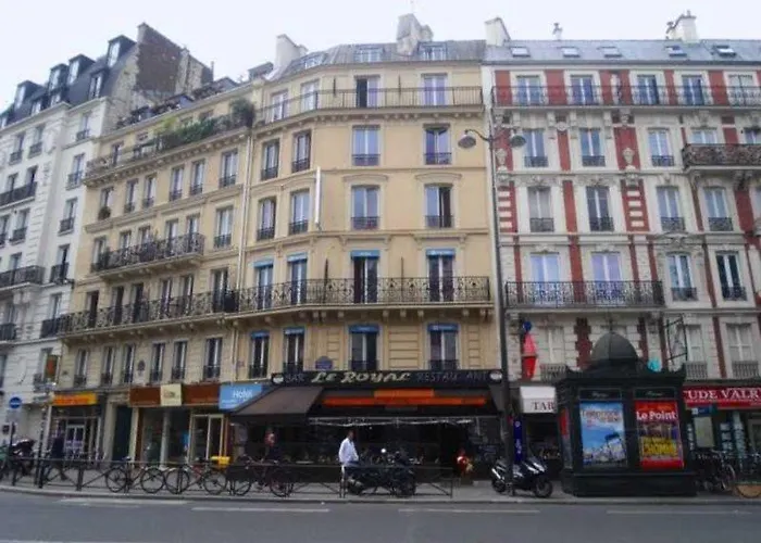 Hipotel Voltaire Bastille 3* Париж