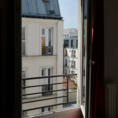 Hipotel Voltaire Bastille Hotel 3*