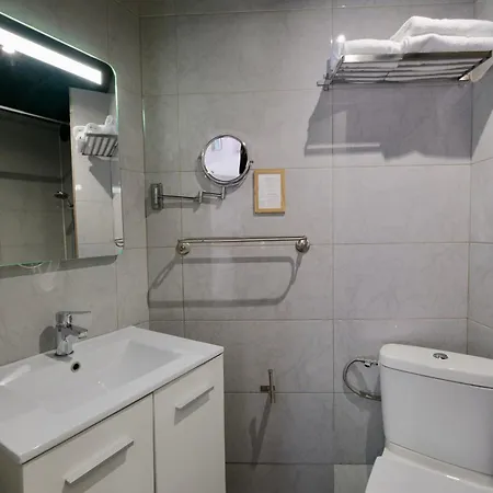 Hipotel Voltaire Bastille
