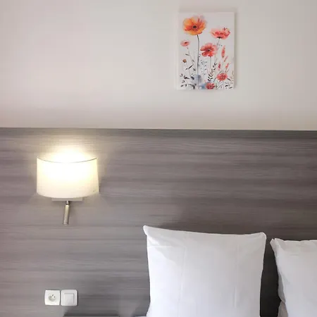 Hipotel Voltaire Bastille Hotel Parijs