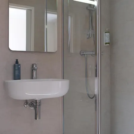 Hipotel Voltaire Bastille Hotel Parijs