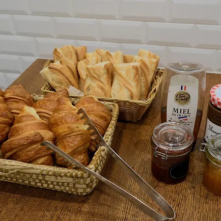 Hotel Hipotel Voltaire Bastille Parijs