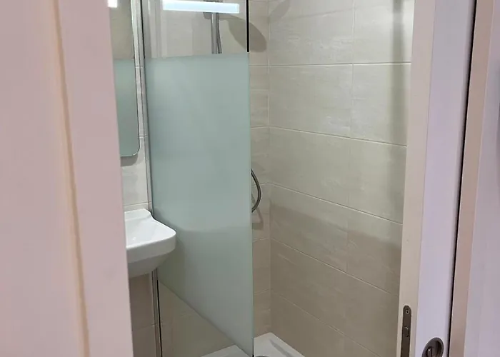 Otel Hipotel Voltaire Bastille